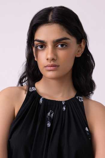 Buy_The Summer House_Black Cotton Round Neck Margo Bandhani Handwoven Top 