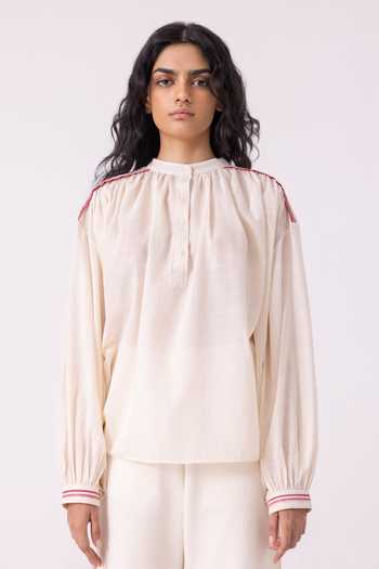 The Summer House_Off White Cotton, Twill Mandarin Collar Sveta Handwoven Top _Online_at_Aza_Fashions