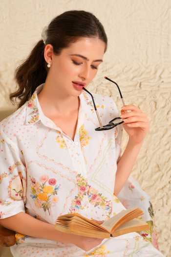 Shop_Moh India_White Linen Collared, Yes Quite Bloom Kurta Set 