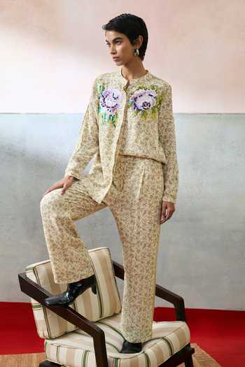 Pooja Rajgarhia Gupta_Beige Georgette Mandarin Collar Floral Embroidered Top _at_Aza_Fashions