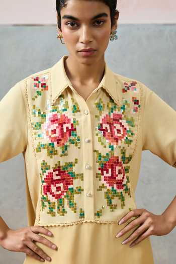Pooja Rajgarhia Gupta_Beige Georgette Collared Ponza Floral Pattern Dress _Online_at_Aza_Fashions