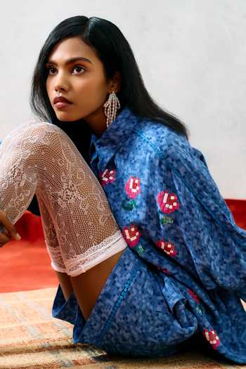 Pooja Rajgarhia Gupta_Blue Georgette Collared Elba Floral Pattern Top _at_Aza_Fashions
