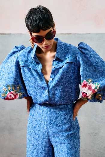 Shop_Pooja Rajgarhia Gupta_Blue Georgette Collared Capri Floral Pattern Shirt 