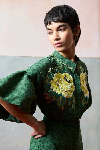 Buy_Pooja Rajgarhia Gupta_Green Georgette Mandarin Collar Sicily Embroidered Top _Online_at_Aza_Fashions