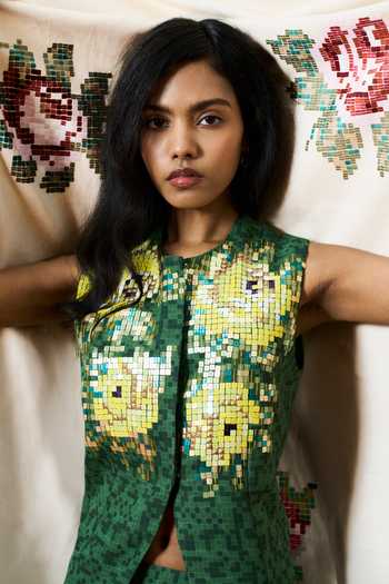 Buy_Pooja Rajgarhia Gupta_Green Georgette Mandarin Collar Corsica Floral Pattern Waistcoat And Pant Set _Online_at_Aza_Fashions