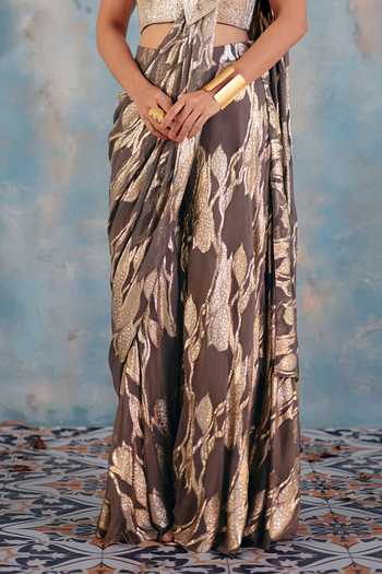Ajiesh Oberoi_Gold Georgette, Jacquard, Lurex Aashi Pre-draped Metallic Pattern Saree And Blouse _Online_at_Aza_Fashions