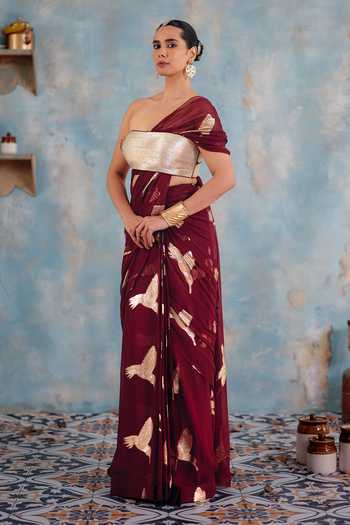 Buy_Ajiesh Oberoi_Gold Georgette, Jacquard, Lurex Noor-e-amber Pre-draped Saree And Blouse Set _Online_at_Aza_Fashions