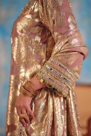 Ajiesh Oberoi_Gold Georgette, Jacquard, Lurex V-neck Surkh Glow Mettalic Pattern Kurta Set _at_Aza_Fashions