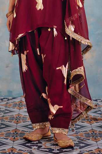 Shop_Ajiesh Oberoi_Gold Georgette, Jacquard, Lurex V-neck Mehnaz Bird Pattern Kurta Set _Online_at_Aza_Fashions