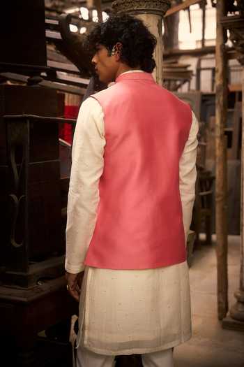 Hirika & Dhruti Embroidered Bundi & Kurta Set 
