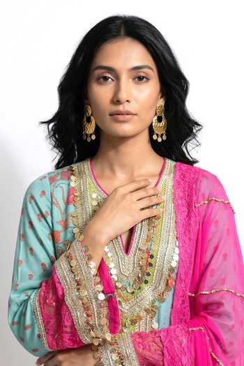 Buy_Basanti Kapde aur Koffee_Blue Silk, Cotton, Muslin V-neck Embroidered Floral Kurta Sharara Set _Online_at_Aza_Fashions