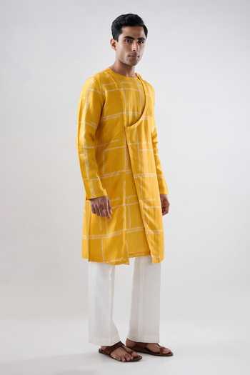 Raw & Rustic By Niti Bothra_Yellow Silk, Tencel Overlapped Front Bandhani Kurta _Online_at_Aza_Fashions