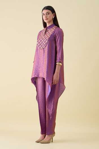 Buy_Aakaar_Purple Silk Mandarin Collar, Yes Metallic Sequin Embellished Kurta And Pant Set _Online_at_Aza_Fashions