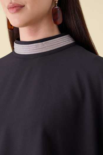 Aakaar_Black Crepe Mandarin Collar Asymmetric Kurta And Pant Set _Online_at_Aza_Fashions