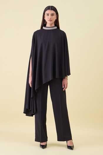 Aakaar Asymmetric Kurta & Pant Set 
