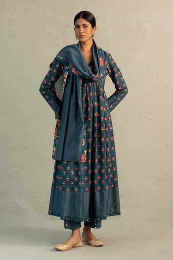 Shop_Charkhee_Teal Cotton, Chanderi V-neck Phool Print Anarkali Set _Online_at_Aza_Fashions