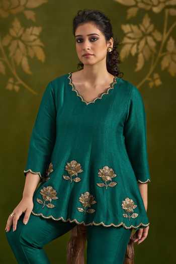 Almaari By Pooja Patel_Green Tussar, Silk Rohisha Handmade Top And Pant Set _at_Aza_Fashions