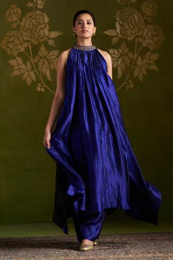 Shop_Almaari By Pooja Patel_Blue Silk Halter Neck Roshvani Asymmetric Kurta Set 