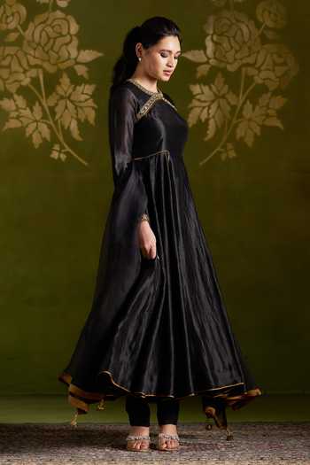 Almaari By Pooja Patel_Black Silk, Organza Roshini Anarkali Set _Online_at_Aza_Fashions