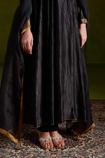 Buy_Almaari By Pooja Patel_Black Silk, Organza Roshini Anarkali Set 