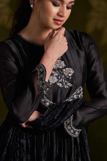 Almaari By Pooja Patel_Black Silk Round Neck Rohika Anarkali And Pant Set _Online_at_Aza_Fashions