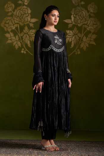 Buy_Almaari By Pooja Patel_Black Silk Round Neck Rohika Anarkali And Pant Set 