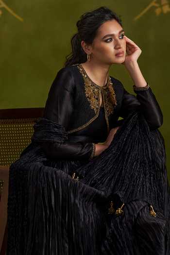 Almaari By Pooja Patel_Black Silk, Tussar High Neck Rochita Handmade And Pure Anarkali Set _at_Aza_Fashions