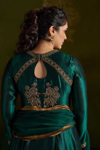 Almaari By Pooja Patel_Emerald Green Silk, Organza Round Neck Roshini Pure Anarkali Set _at_Aza_Fashions