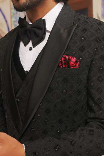 Shop_ZOOP MEN_Black Jacquard Cut Work Pattern Tuxedo Set 