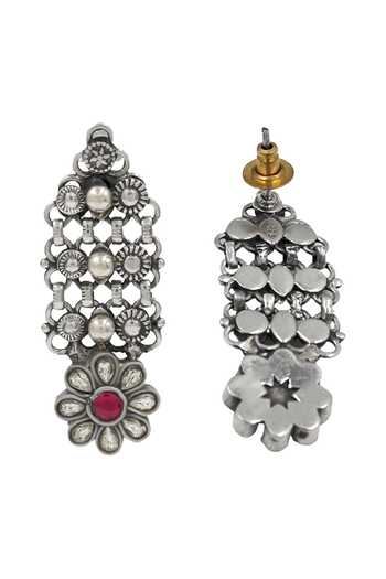Sangeeta Boochra_Silver Plated Floral Kundan Drop Earrings _Online_at_Aza_Fashions