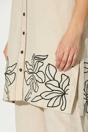 Buy_Koai_Cream Linen Round Neck Embroidered Kurta 