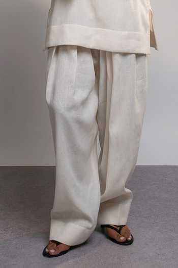 Style Junkiie_White Linen V-neck Summer Mirror Kurta And Farsi Pant Set _Online_at_Aza_Fashions