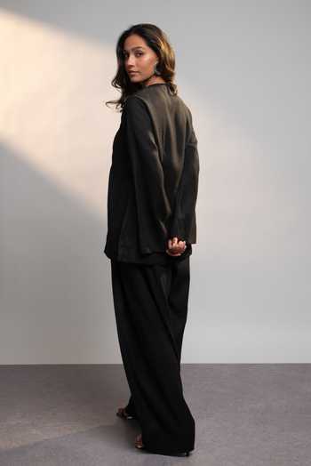 Buy_Style Junkiie_Black Linen V-neck After Dark Mirror Kurta And Farsi Pant Set 