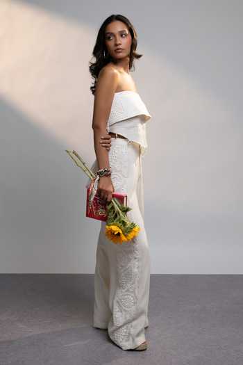 Buy_Style Junkiie_White Linen Bandeau Neck Summer Cutwork Schiffli Scarf Top 