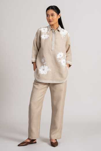 Shop_Namrata Joshipura_Grey Linen Collared, Yes Aura Side Slit Kurta And Pant Set _Online_at_Aza_Fashions