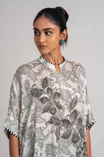 Buy_Namrata Joshipura_Ivory Satin Mandarin Collar Astra Handkerchief Print Cupro Kurta 