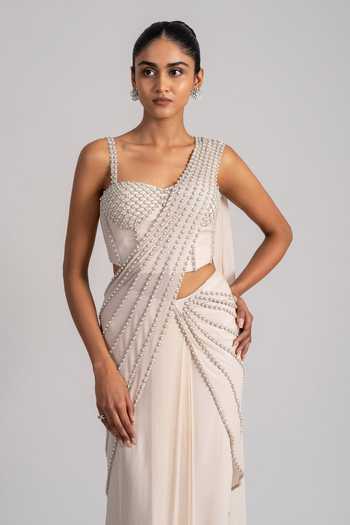 Namrata Joshipura_Cream Georgette Pearls Sweetheart Neck Cascade Pre-draped Saree Set _at_Aza_Fashions