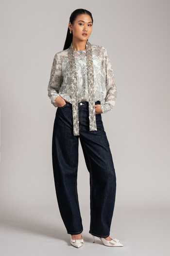 Namrata Joshipura_Ivory Georgette High Neck Paisley Print Shirt And Tie Set _Online_at_Aza_Fashions