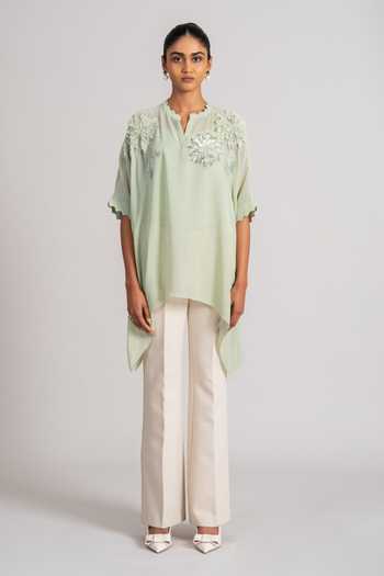 Buy_Namrata Joshipura_Green Georgette Split V-neck Pointed Hem Tunic _Online_at_Aza_Fashions