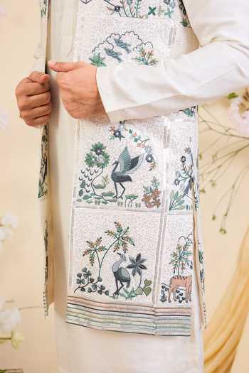 Buy_Kasbah_White Georgette Flora And Fauna Pattern Nehru Jacket _Online_at_Aza_Fashions