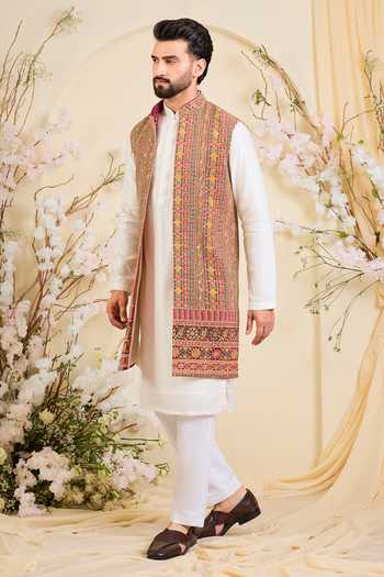 Kasbah_Pink Georgette Zari Embroidered Nehru Jacket _Online_at_Aza_Fashions