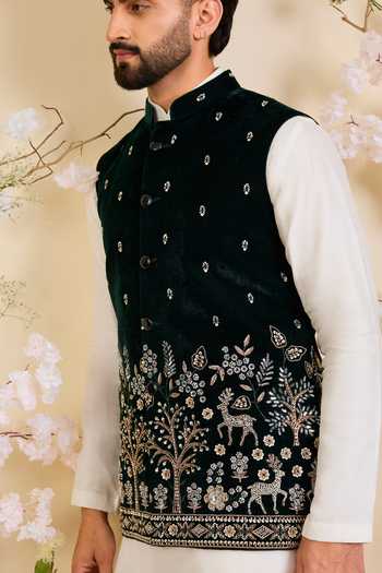 Kasbah_Green Velvet Hand-embroidered Nehru Jacket _Online_at_Aza_Fashions
