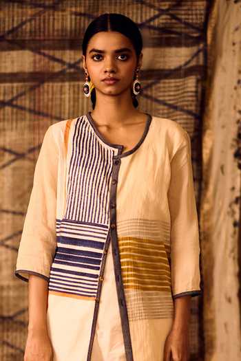 Banana Labs_Beige Cotton, Denim Round Neck, Yes Printed Kurta And Pant Set _Online_at_Aza_Fashions