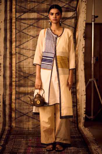 Banana Labs_Beige Cotton, Denim Round Neck, Yes Printed Kurta And Pant Set _at_Aza_Fashions