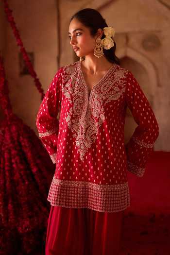 Charu And Vasundhara_Red Silk, Chanderi Silk, Taffeta, Organza Tahira Paisley Embroidered Kurta Set _at_Aza_Fashions
