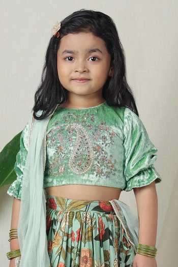 Poochkie_Green Velvet Embroidered Lehenga Set _Online_at_Aza_Fashions