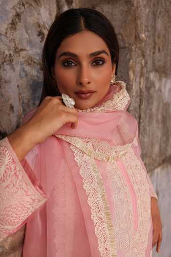 Charu Makkar Pink Silk, Organza Round Neck Yumna Pure Habutai Embroidered Kurta Set Online at Aza Fashions Charu Makkar_Pink Silk, Organza Round Neck Yumna Pure Habutai Embroidered Kurta Set _Online_at_Aza_Fashions