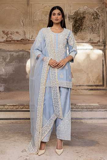 Charu Makkar Saboor Dori Embroidered Kurta Set 