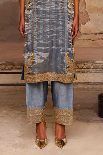 Charu Makkar_Blue Organza, Tissue, Silk Round Neck Noor Stripe Woven Kurta Set _Online_at_Aza_Fashions