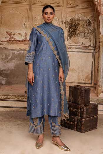 Charu Makkar Rumaila Embroidered Kurta Set 